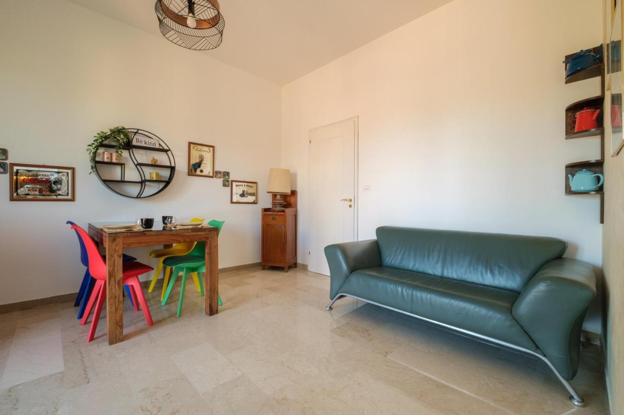 Fabula Rooms 3 Suites With Private Bathroom Bologna Exteriör bild