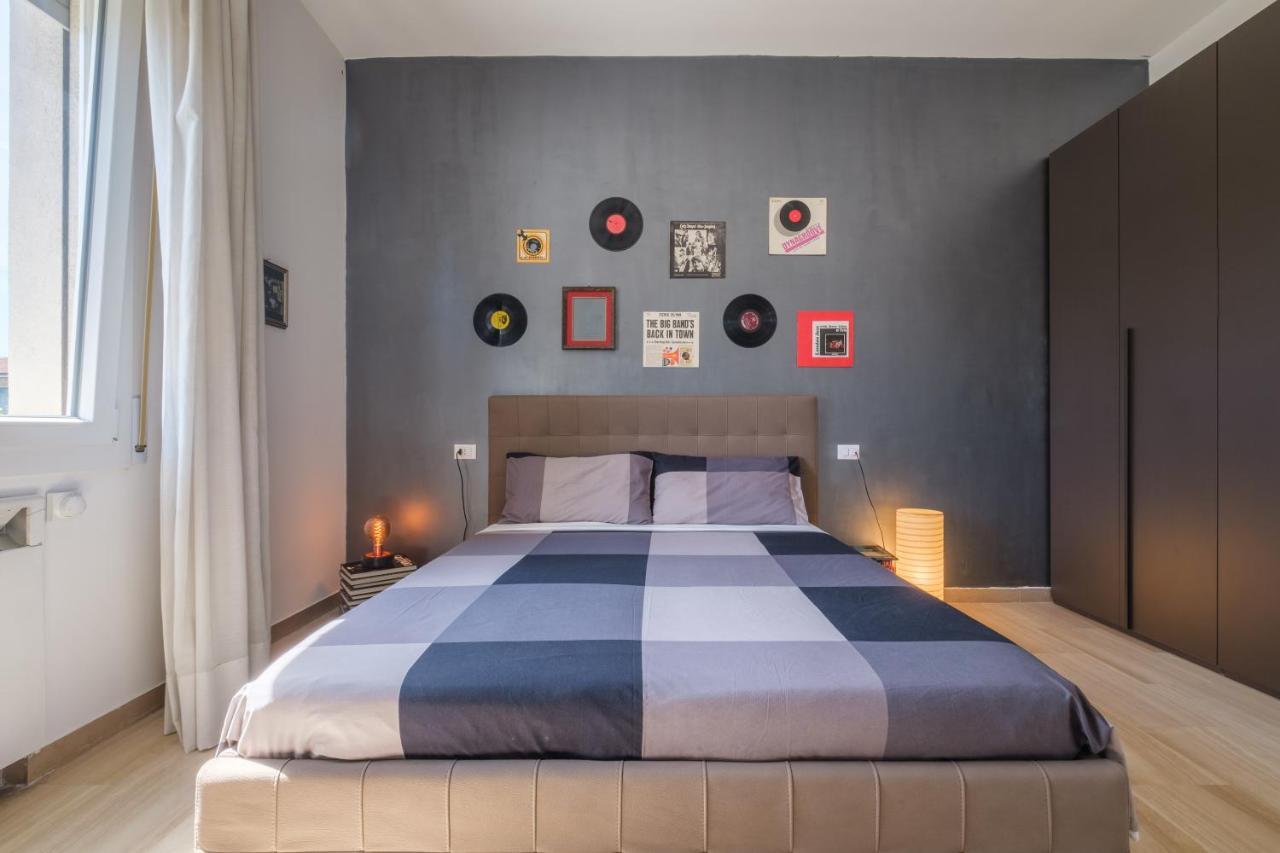 Fabula Rooms 3 Suites With Private Bathroom Bologna Exteriör bild
